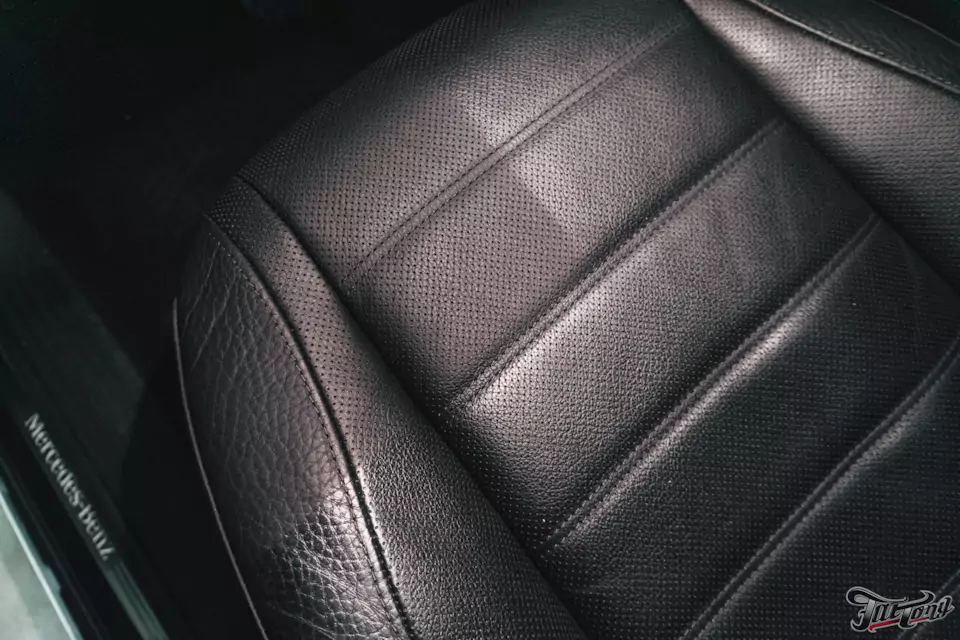 Химчистка салона для Mercedes GLE 400d